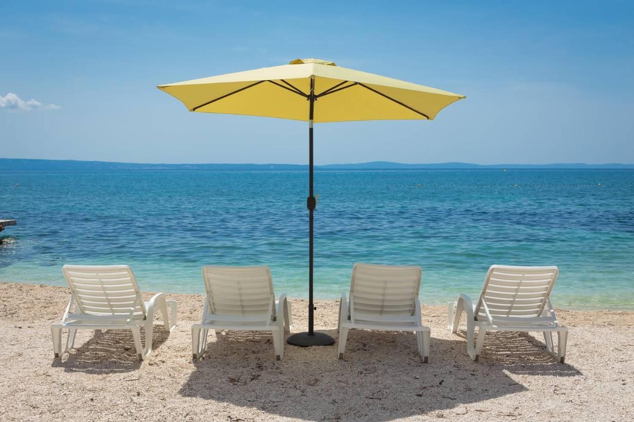 Apartments Roza Omis Luaran gambar