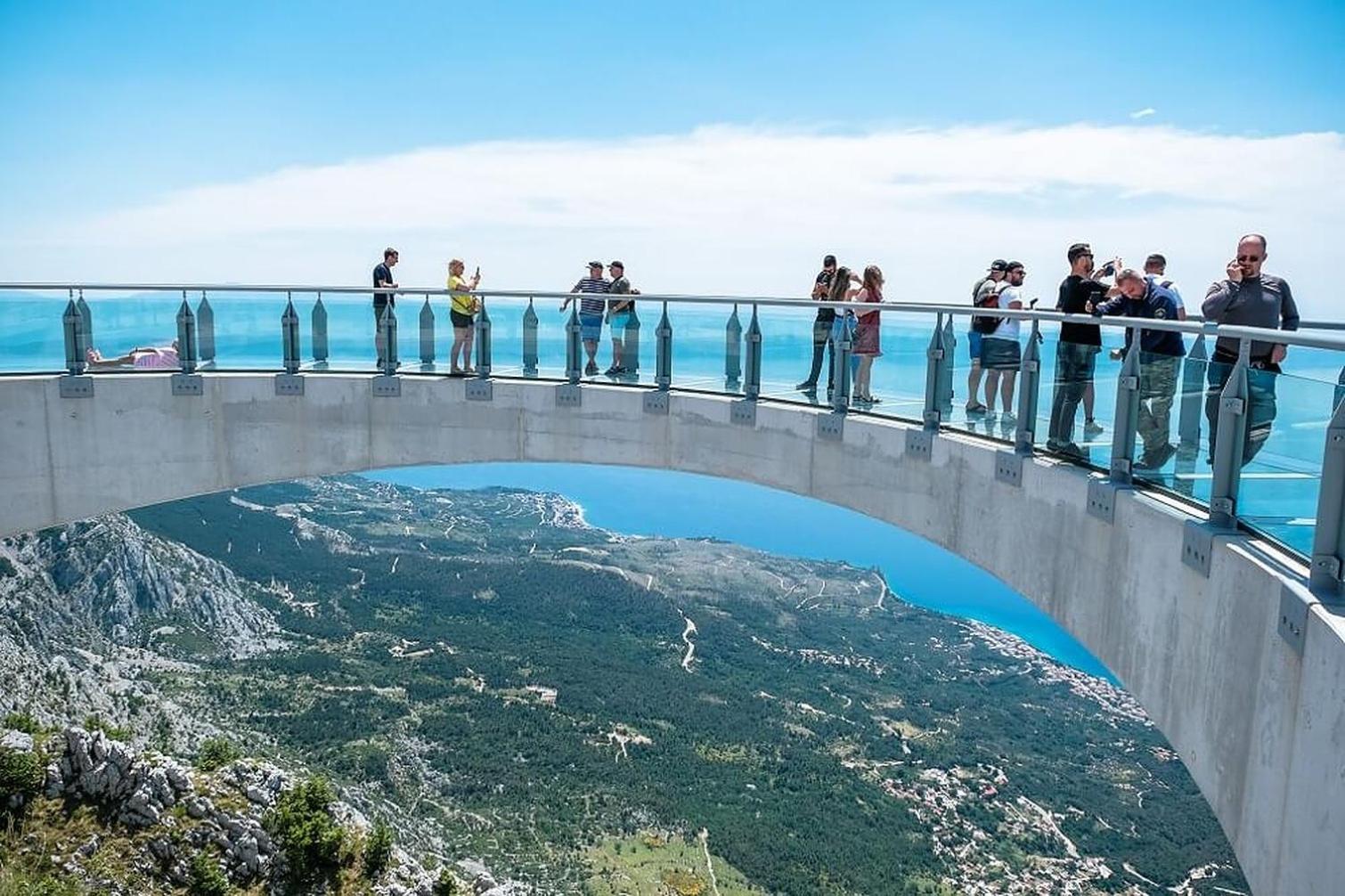 Apartments Roza Omis Luaran gambar