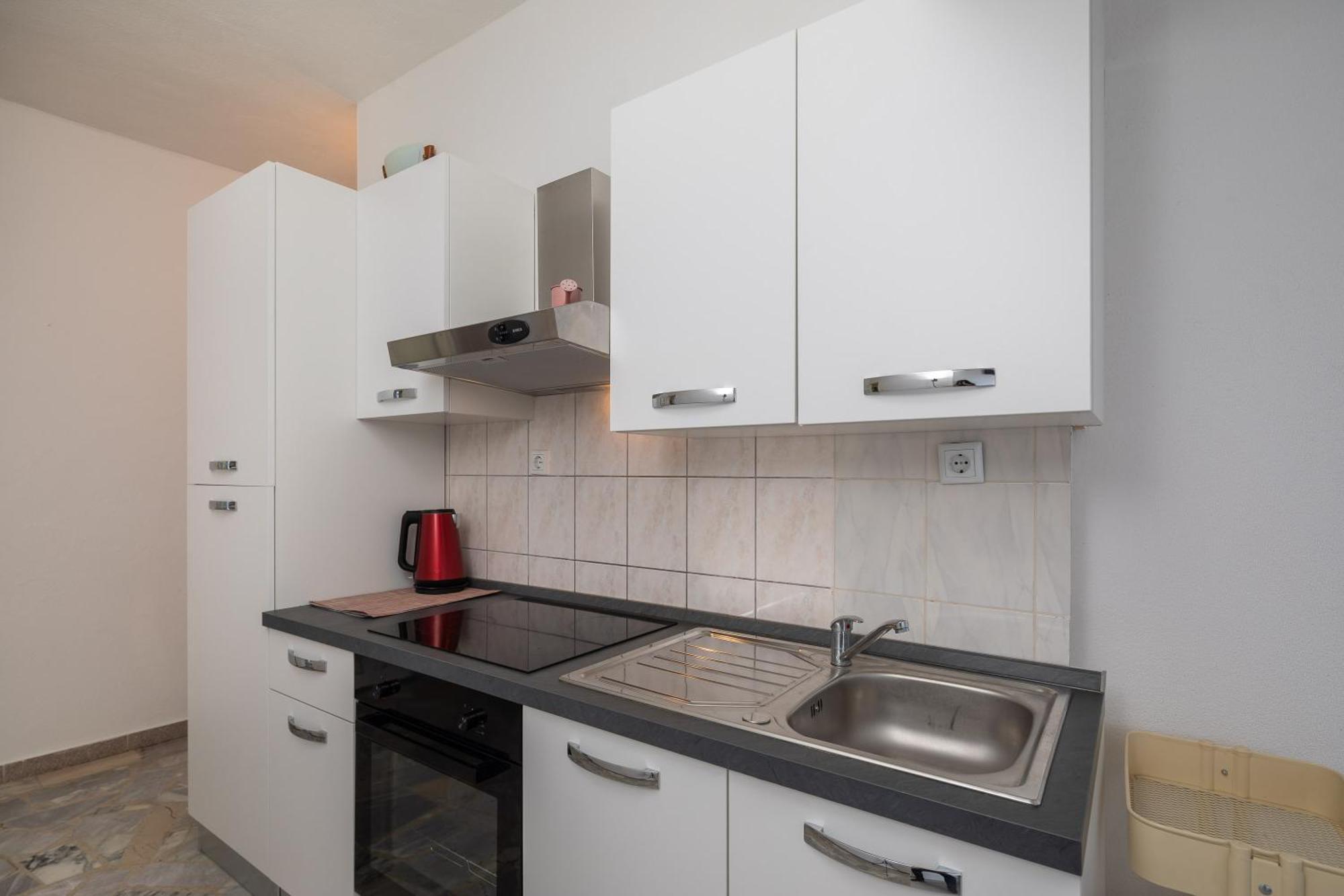 Apartments Roza Omis Luaran gambar