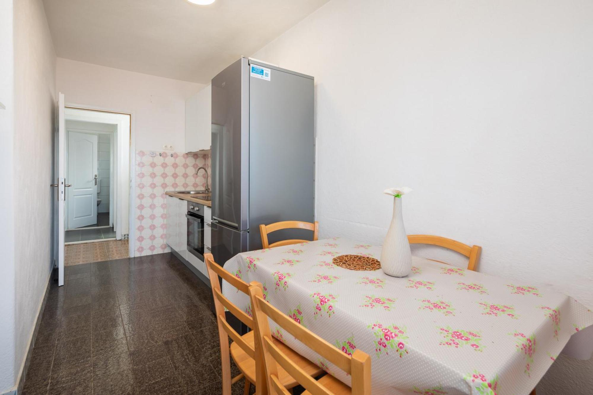 Apartments Roza Omis Luaran gambar